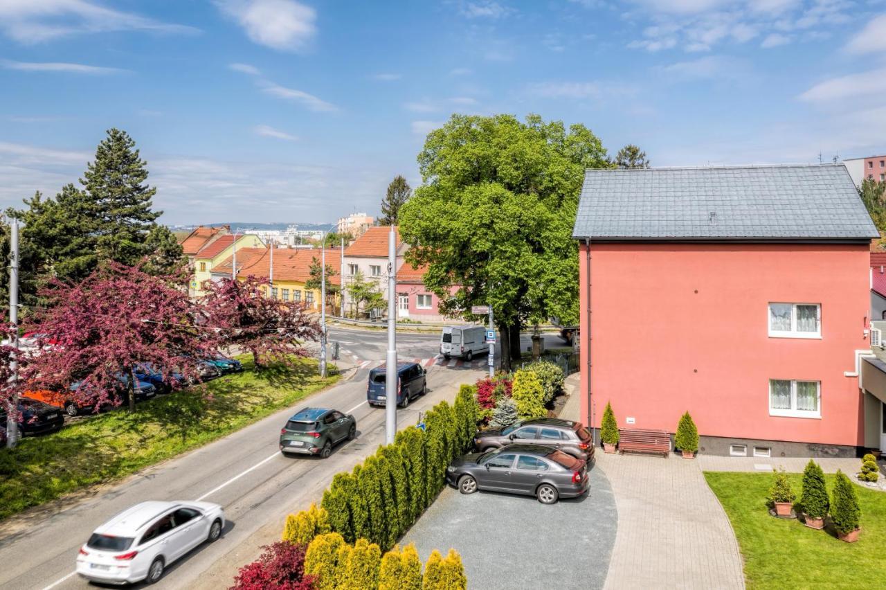 Elendris - Ubytovani U Kostela Brno Zewnętrze zdjęcie